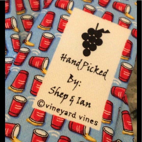 RARE Vineyard Vines Red Flip Cup Tie - Picture 3 of 8